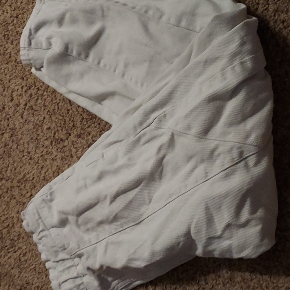 White low rise jeans
